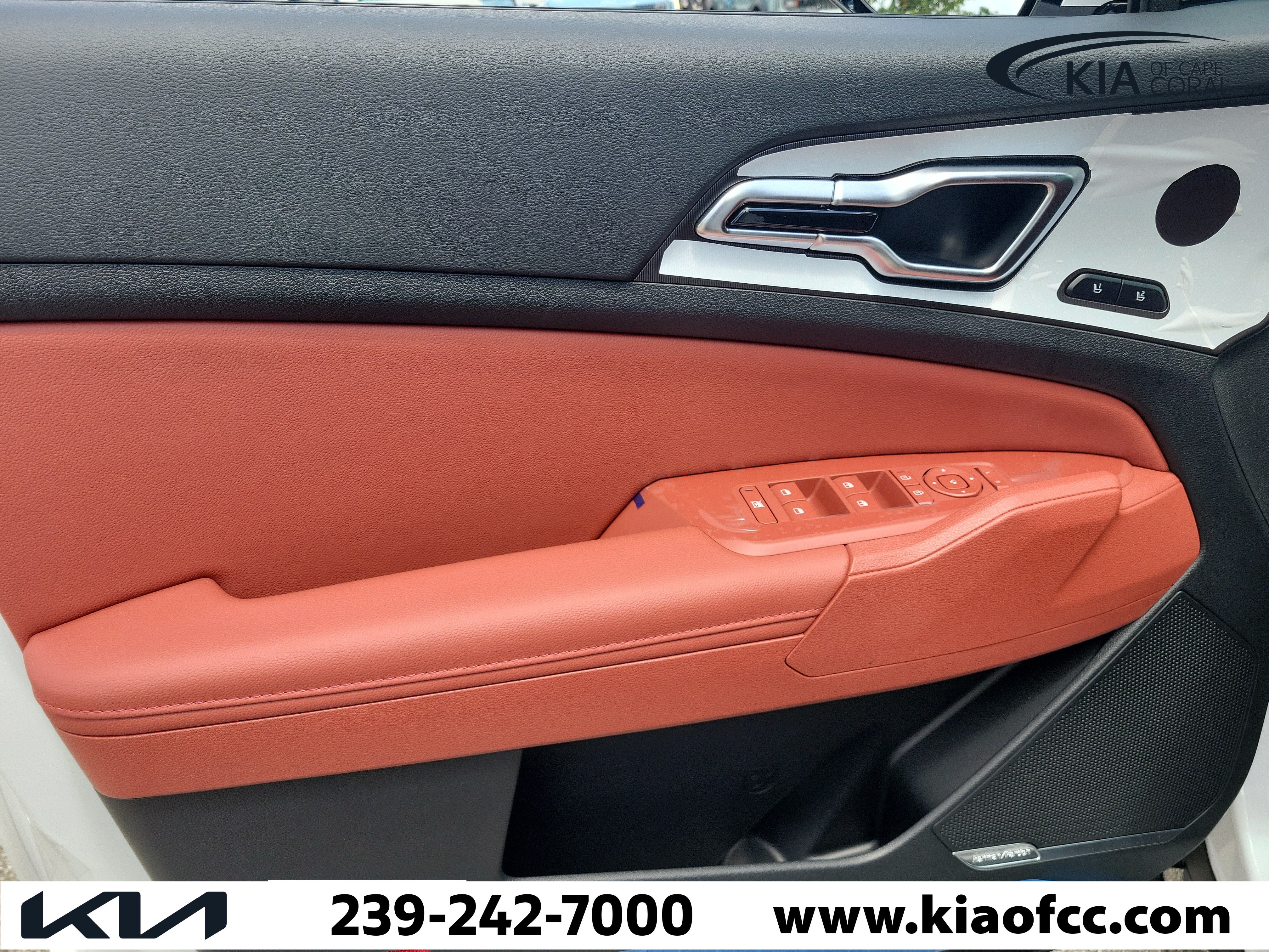 New 2026 Kia Sportage SX FWD image 22