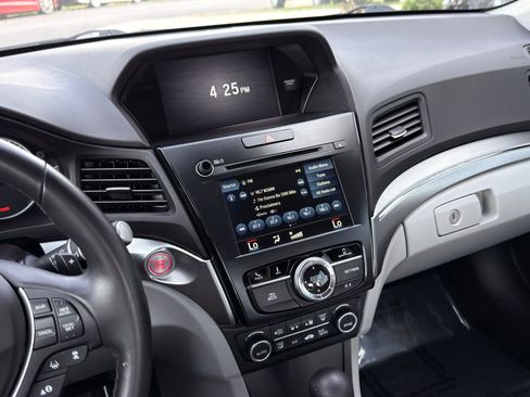 Used 2019 Acura ILX FWD image 42