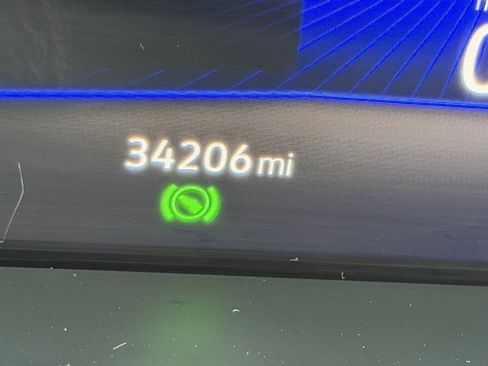 Used 2022 Volkswagen Tiguan SE image 5