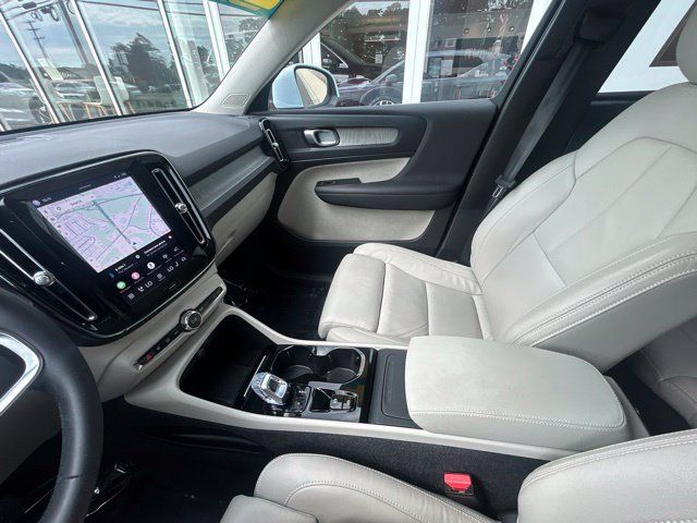Used 2024 Volvo XC40 B5 Plus w/ Climate Package AWD/4WD image 21