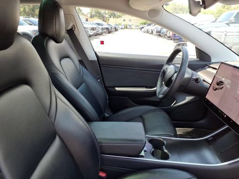 Used 2019 Tesla Model 3 Long Range AWD/4WD image 11