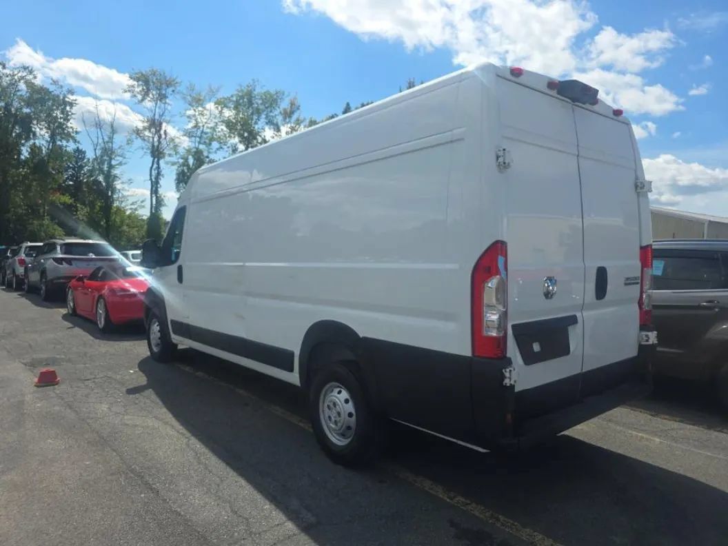 Used 2023 RAM ProMaster 3500 w/ Driver Convenience Group FWD image 2
