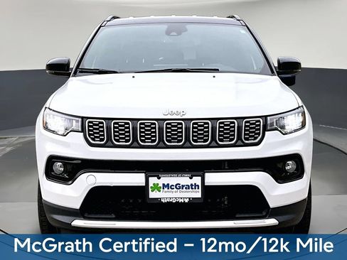 Used 2025 Jeep Compass Limited AWD/4WD image 2