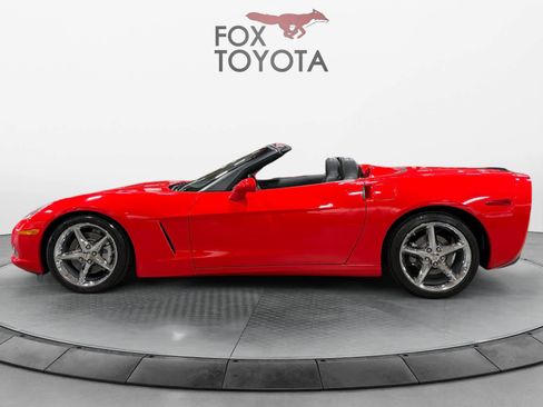 Used 2012 Chevrolet Corvette Convertible w/ 3LT Preferred Equipment Group image 3