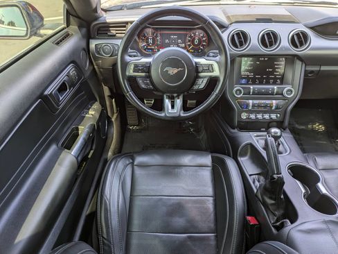 Used 2019 Ford Mustang GT Premium w/ Equipment Group 401A RWD image 18