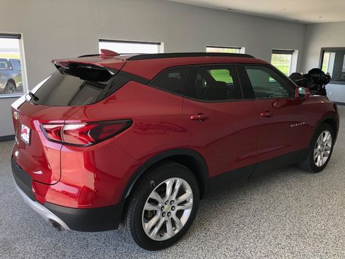 Used 2019 Chevrolet Blazer LT w/ Sun and Wheels Package AWD/4WD image 4