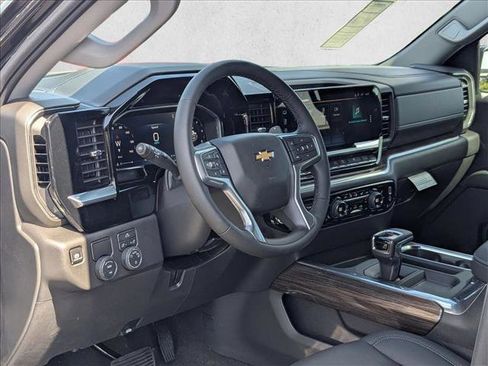 New 2026 Chevrolet Silverado 1500 LT w/ Leather Package RWD image 3
