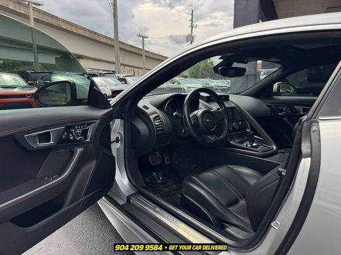 Used 2016 Jaguar F-TYPE R AWD/4WD image 21