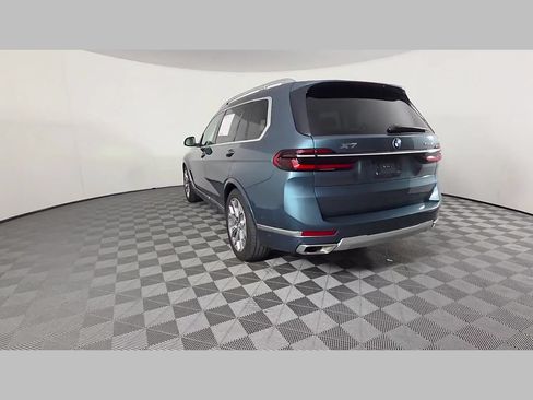 Used 2024 BMW X7 xDrive40i w/ Premium Package AWD/4WD image 42