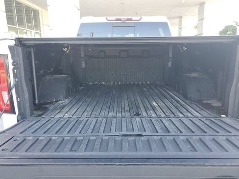 Used 2020 GMC Sierra 1500 AT4 w/ AT4 Premium Package AWD/4WD image 6