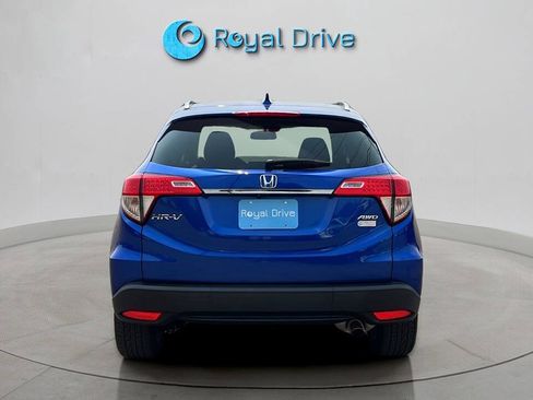 Used 2021 Honda HR-V EX image 4