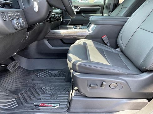 New 2026 Chevrolet Silverado 2500 LTZ w/ LTZ Premium Package AWD/4WD image 22