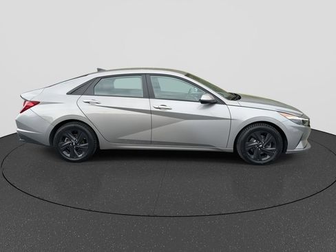 Certified 2023 Hyundai Elantra SEL FWD image 9