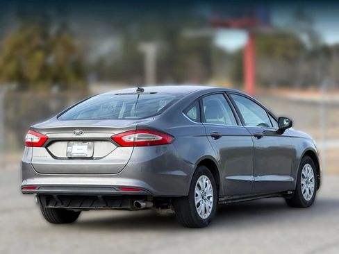 Used 2014 Ford Fusion S image 9