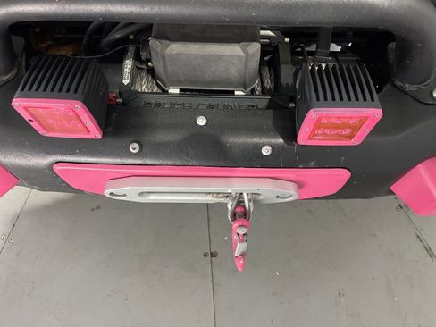 Used 2022 Jeep Wrangler Unlimited Rubicon w/ Cold Weather Group image 35