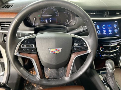 Used 2017 Cadillac XTS Luxury AWD/4WD image 11