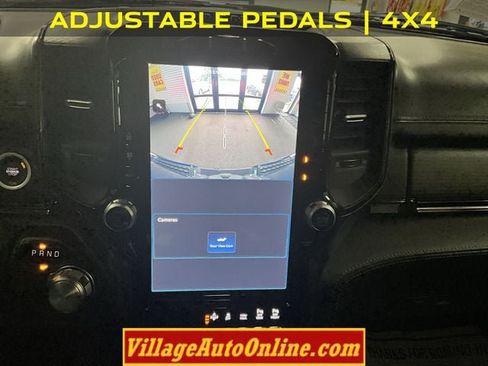 Used 2023 RAM 1500 Limited w/ Body Color Bumper Group AWD/4WD image 18