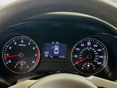 Certified 2021 Kia Forte LXS FWD image 12