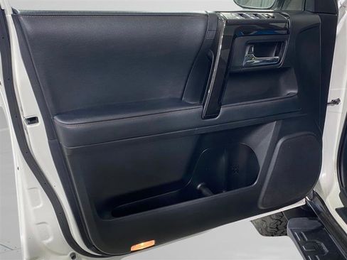 Used 2021 Toyota 4Runner TRD Off-Road Premium image 16