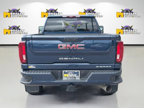 Used 2022 GMC Sierra 3500 Denali w/ Denali Ultimate Package AWD/4WD image 6
