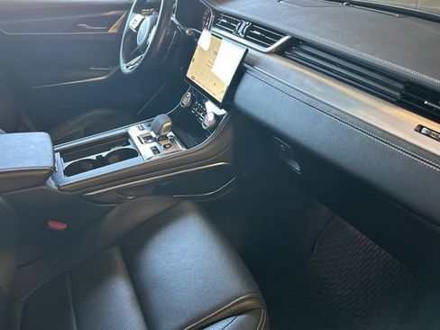Used 2024 Jaguar F-PACE R-Dynamic S AWD/4WD image 15