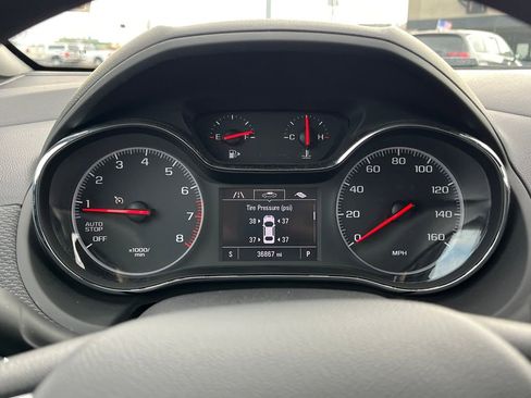 Used 2019 Chevrolet Cruze LT w/ Convenience Package image 19