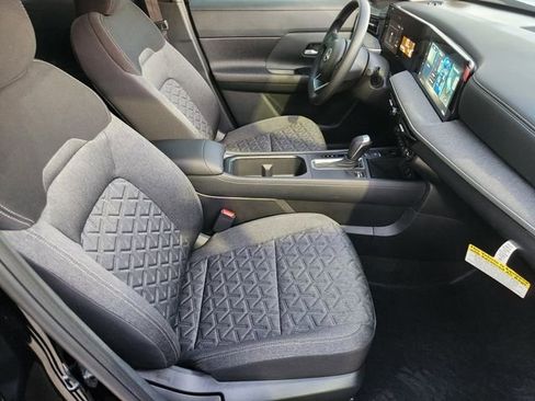 New 2026 Nissan Kicks SV image 10