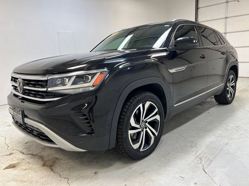 Used 2021 Volkswagen Atlas Cross Sport SEL Premium AWD/4WD image 12