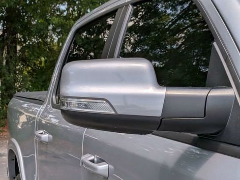 Used 2022 RAM 1500 Laramie AWD/4WD image 13