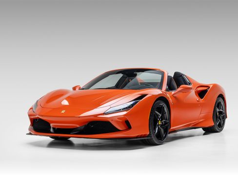 Certified 2022 Ferrari F8 Tributo image 2