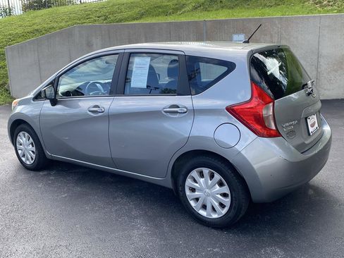 Used 2015 Nissan Versa Note SV FWD image 2