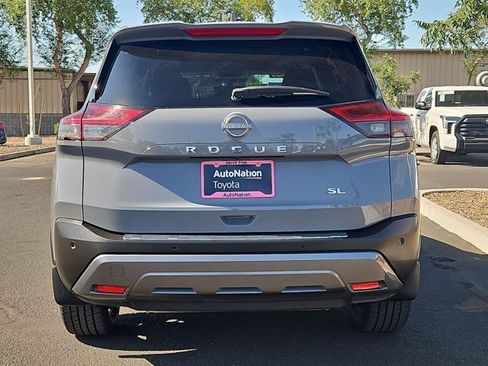 Used 2023 Nissan Rogue SL w/ SL Premium Package FWD image 8