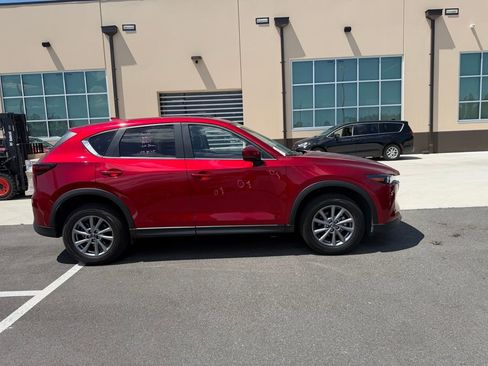 Used 2023 MAZDA CX-5 AWD 2.5 S w/ Select Package image 2