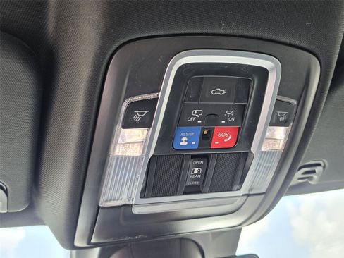 Used 2023 RAM 1500 Limited w/ Body Color Bumper Group AWD/4WD image 29