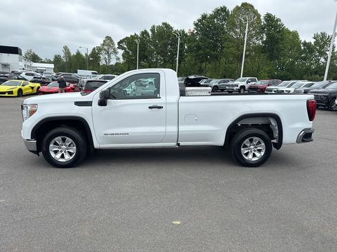 Used 2022 GMC Sierra 1500 Pro w/ Convenience Package RWD image 2
