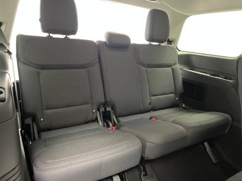 Used 2025 Ford Expedition Active RWD image 37