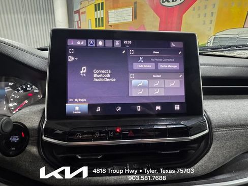Used 2023 Jeep Compass Latitude AWD/4WD image 11