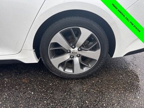Used 2019 Kia Optima S w/ S Panoramic Sunroof Package image 4