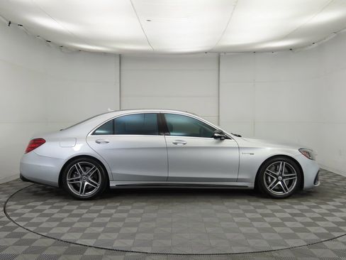Used 2019 Mercedes-Benz S 63 AMG S 4MATIC Sedan image 4