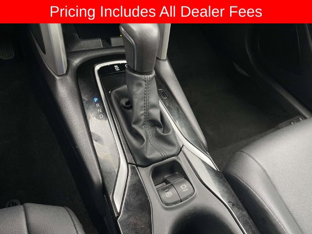 Used 2025 Toyota Corolla Cross XLE FWD image 30