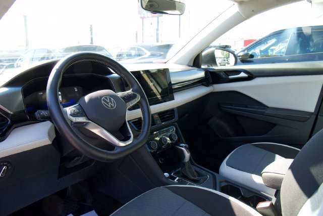 Used 2025 Volkswagen Taos S FWD image 11