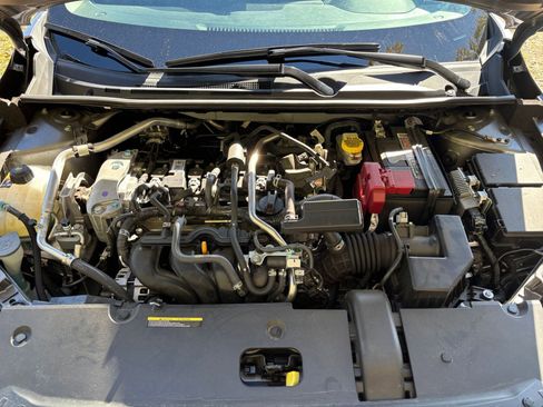 Used 2025 Nissan Sentra S image 32