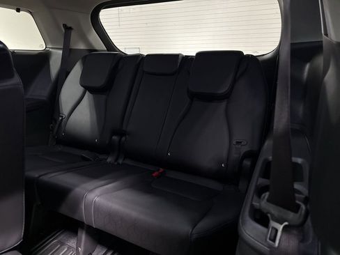 Used 2026 Kia Carnival SX w/ SX Dark Edition Package FWD image 25