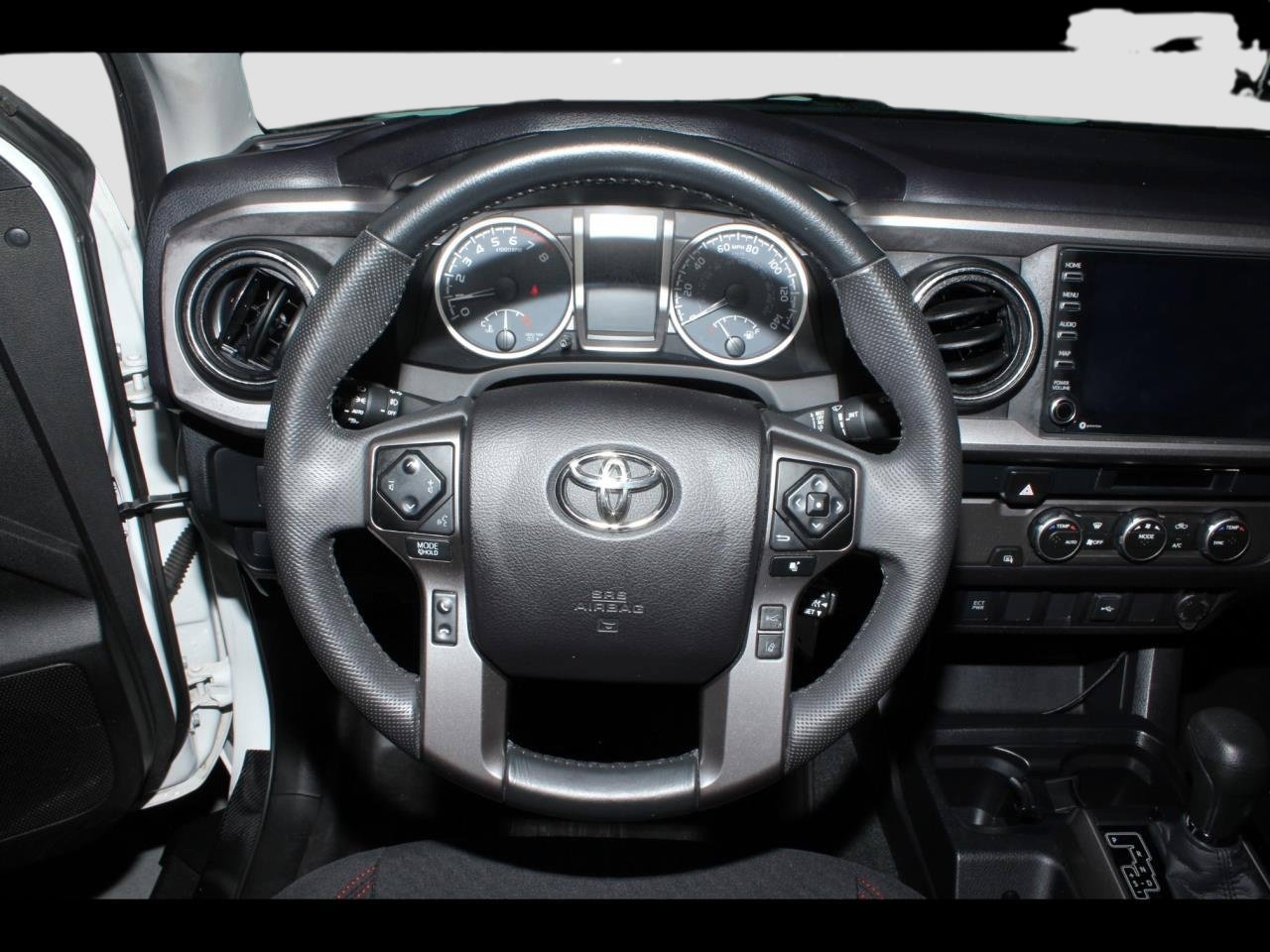 Used 2021 Toyota Tacoma SR5 RWD image 15