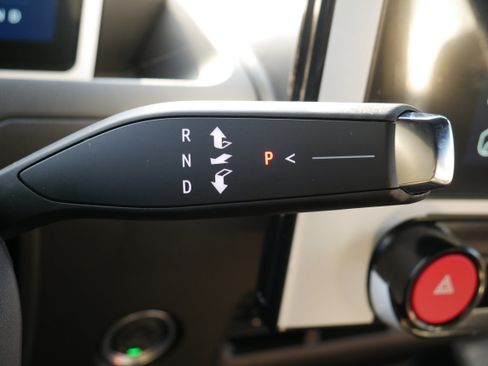 New 2025 Chevrolet Brightdrop 600 w/ Power Door Package image 27