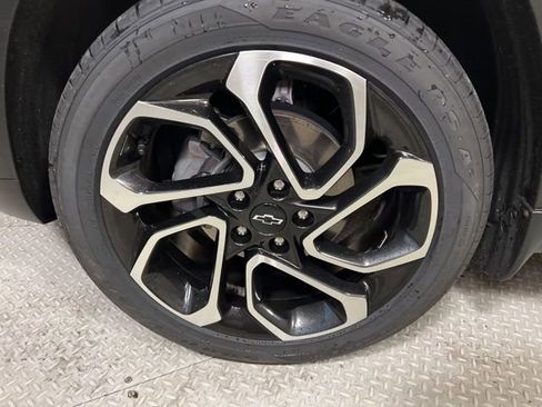 Used 2024 Chevrolet Trax RS w/ Sunroof Package image 20