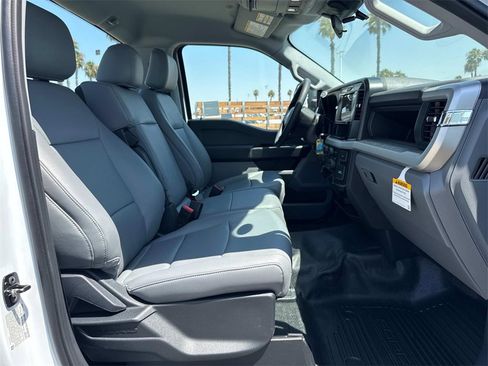 New 2025 Ford F550 2WD Regular Cab Super Duty image 21
