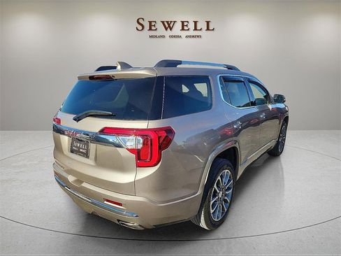 Certified 2022 GMC Acadia Denali w/ Denali Ultimate Package image 5