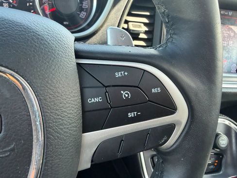 Used 2017 Dodge Challenger GT w/ Driver Convenience Group AWD/4WD image 13
