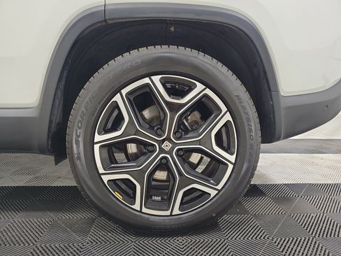 Used 2024 Rivian R1S Adventure AWD/4WD image 10